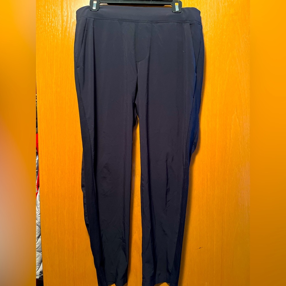 Athleta Brooklyn pants size 10 black